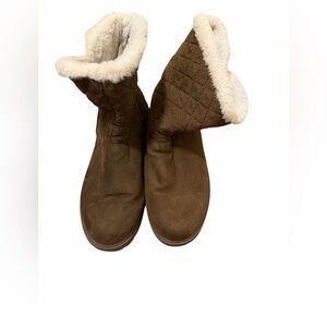 Us Polo women’s size 7 Cozy Brown Quilted Boots